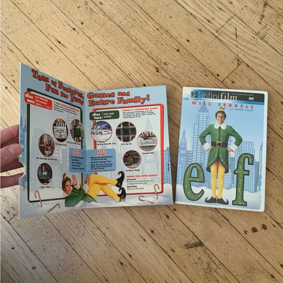 Will Ferrell in ELF on DVD - Picture 3 of 6